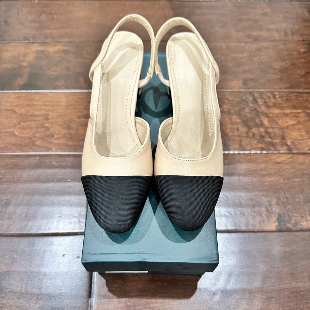 (Brand New) Women Sling Back Pumps in Nude color